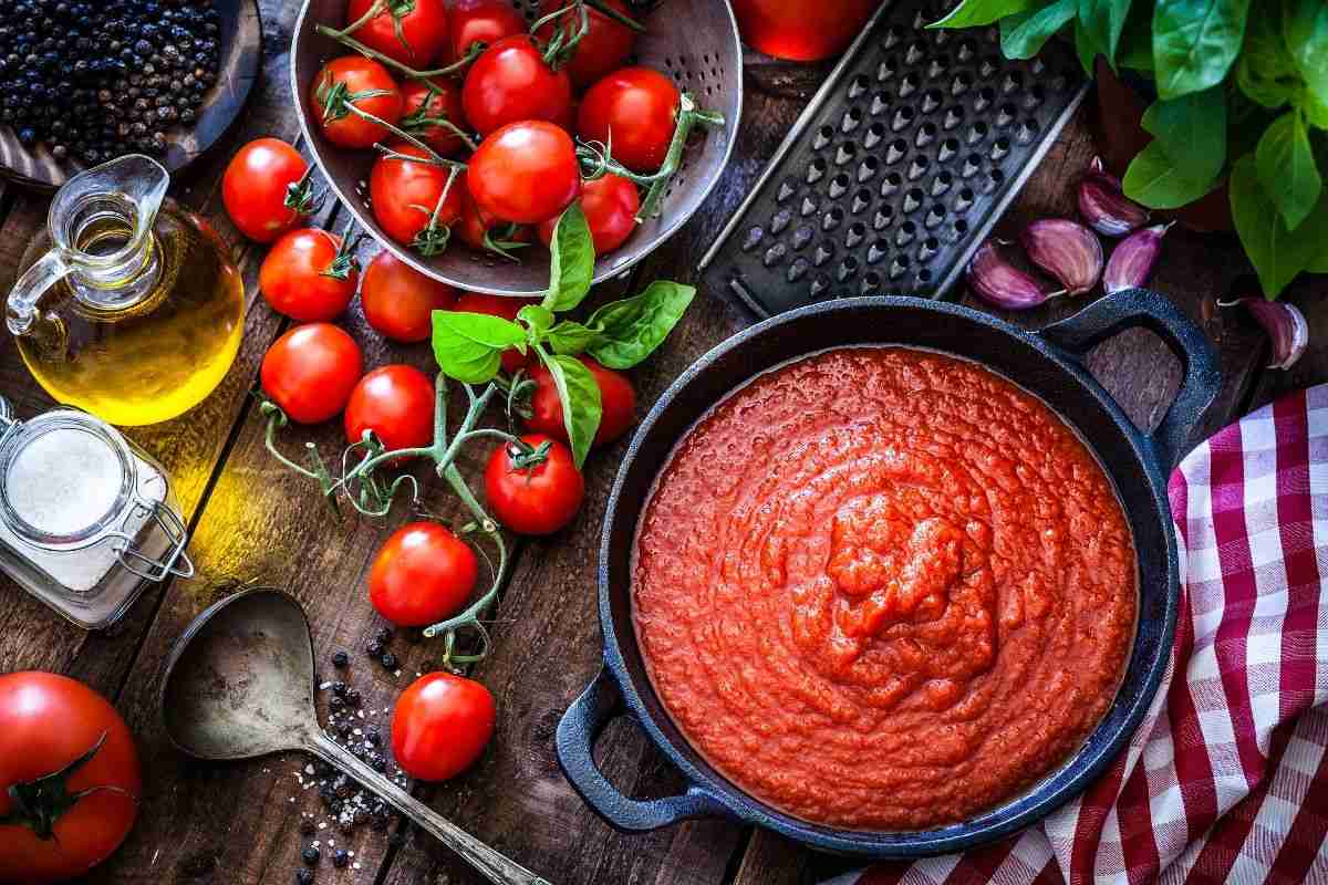 The Ultimate Guide to Making the Perfect Tomato Sauce 1 Perfect Tomato Sauce
