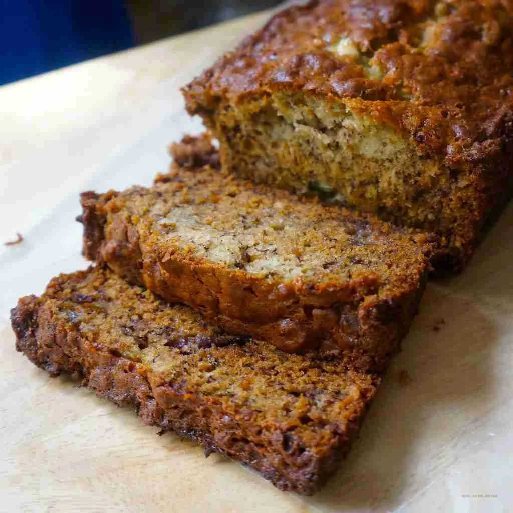 Banana cake