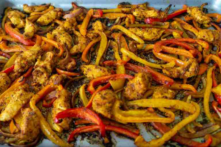 Chicken breast roasted with peppers and onion
