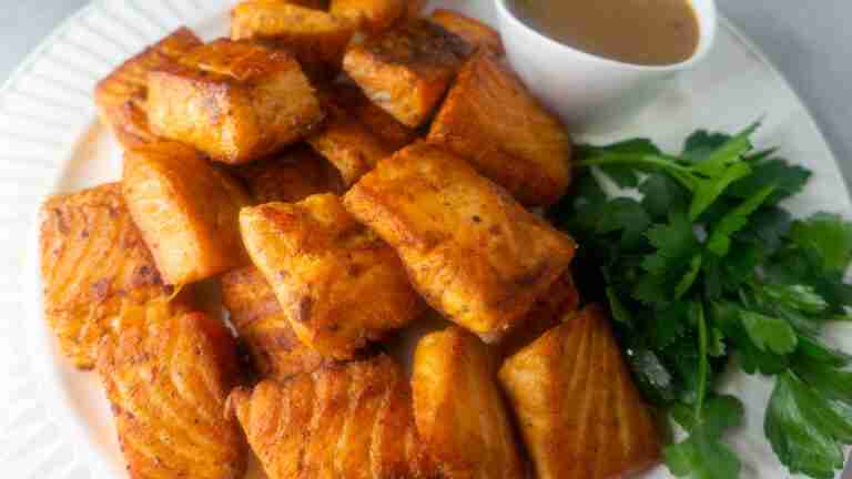 Salmon Bites with Mustard Sauce