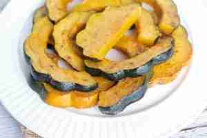 Easy Roasted Acorn Squash