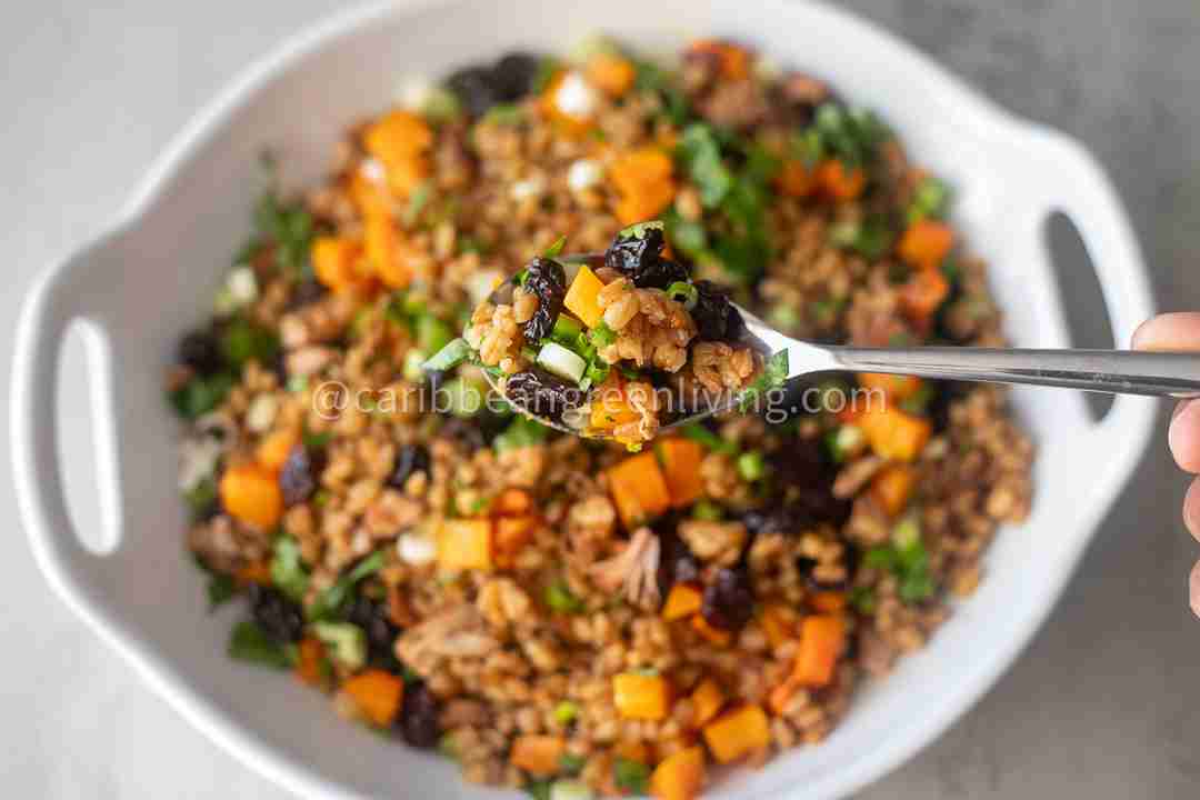Farro Salad with Turkey and Roasted Squash 5 Farro Salad with Turkey and Roasted Squash