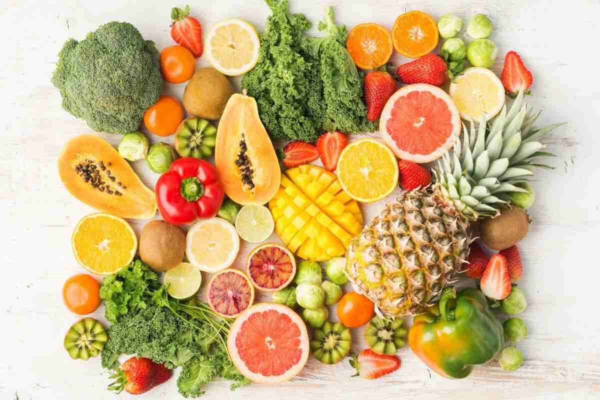 fruits and vegetables full of vitamin c