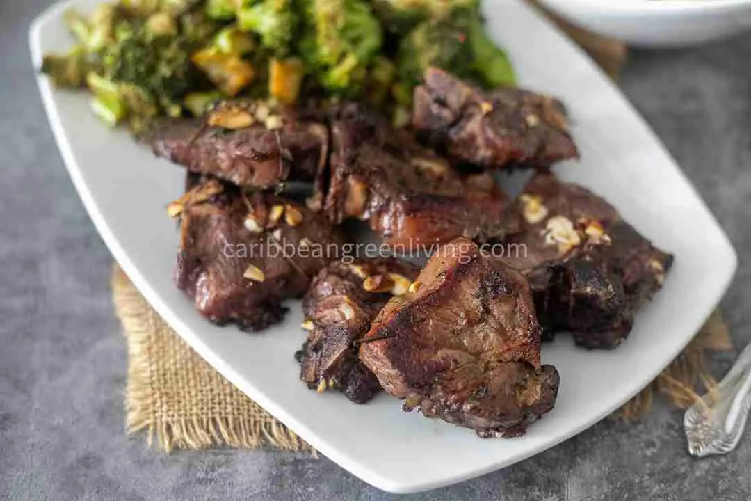 Lamb Loin Chops with Balsamic Thyme Marinade