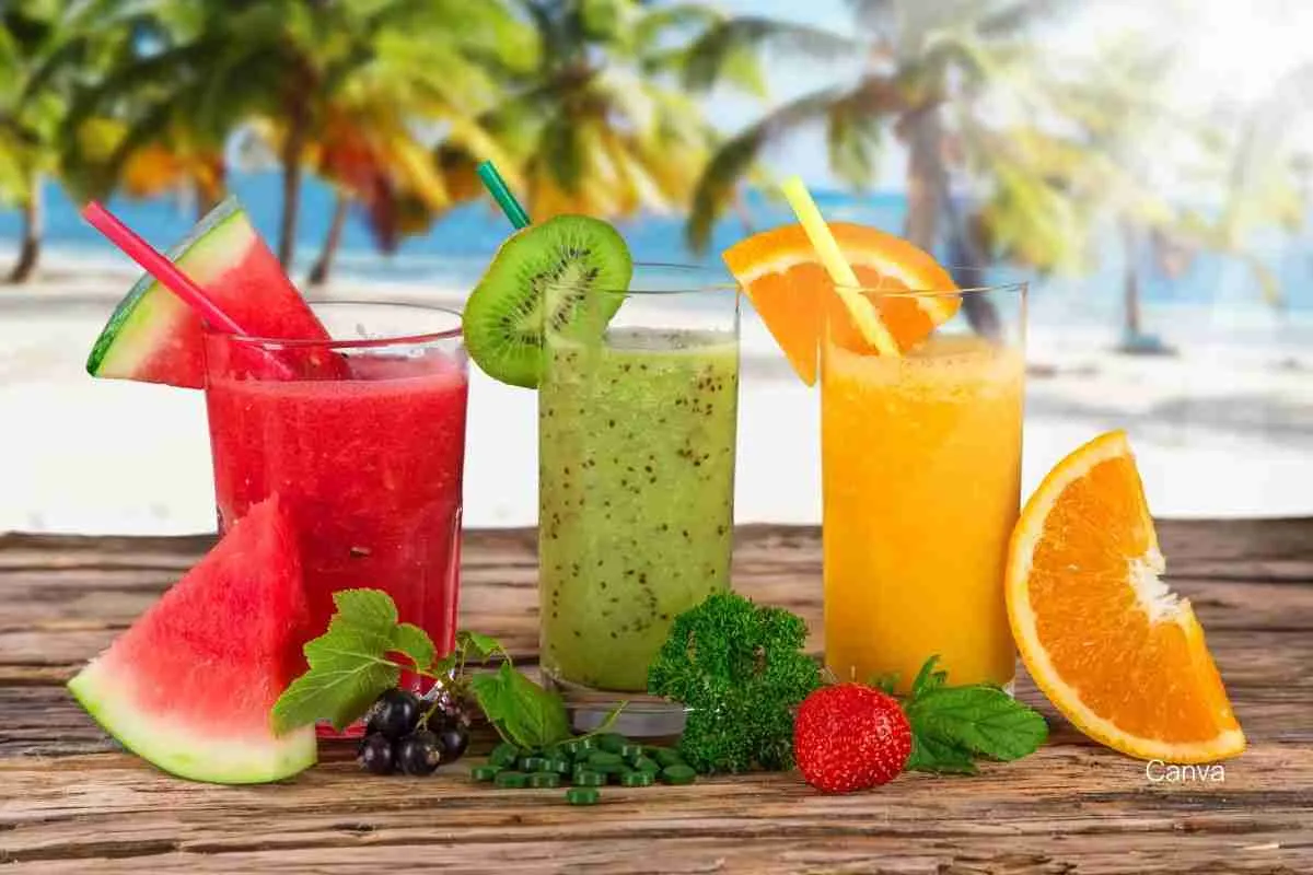 10 Refreshing Detox Fruits