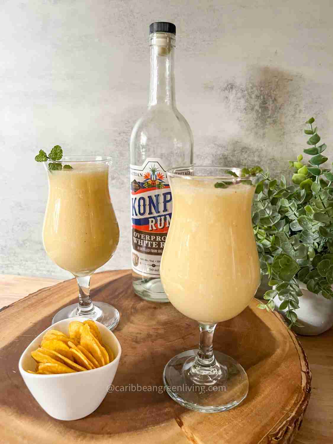 Banana Daiquiri Recipe (Caribbean-Style with Flavor Variations) 3 Banana Daiquiri Recipe