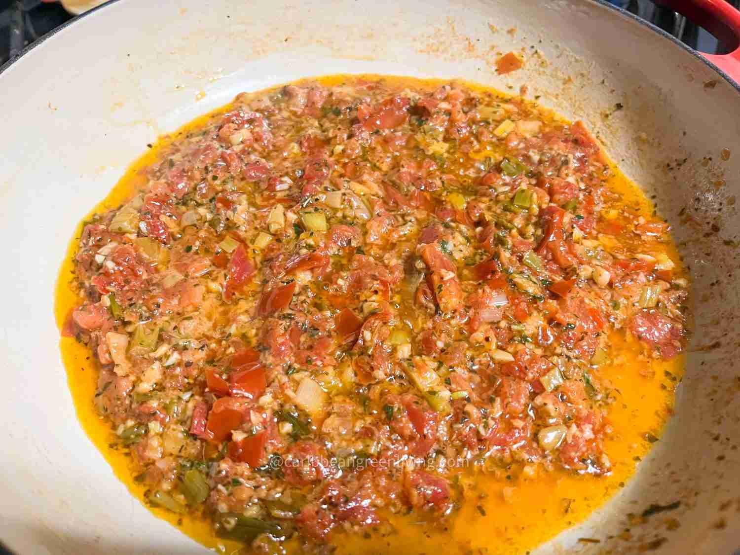 fresh-tomato-sauce-for-shrimp-linguine.jpg